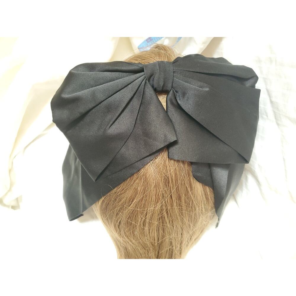 Night X By Jill Buck Black Silk Everyday Bow